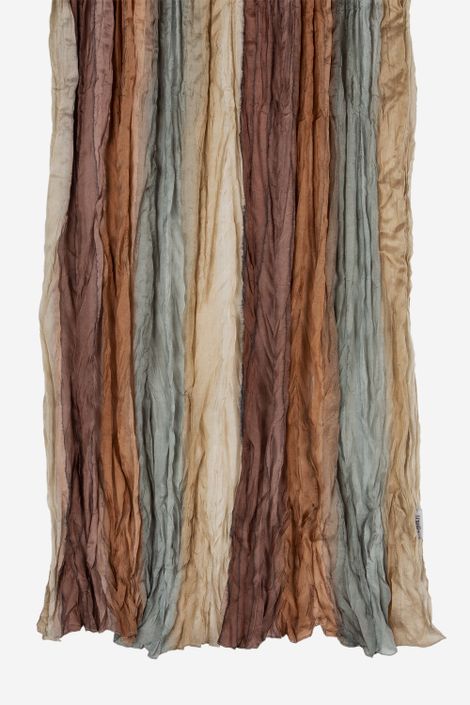 Schal aus reiner Seide mit Batik Streifen